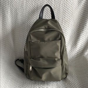 ❤️ Co-Lab Olive Backpack ❤️